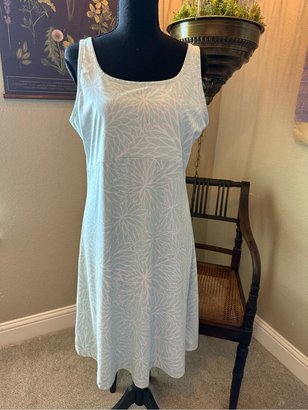 Columbia women’s PFG Freezer lll activewear dress.   Icy Morn Fragacea